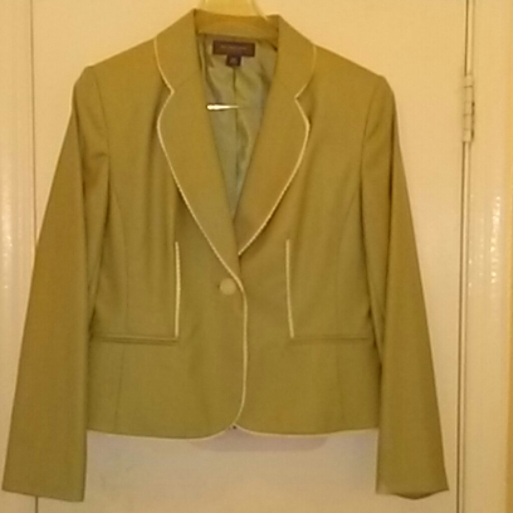 Liz claiborne Jacket sz 10 petite light green